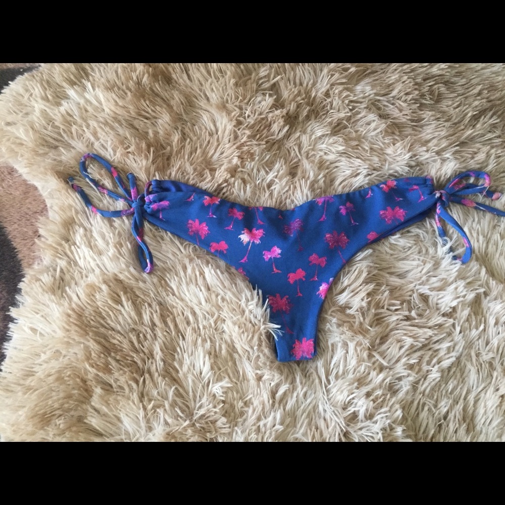 SPAN LORENZO Reversible Bikini Bottoms - Picture 3 of 5